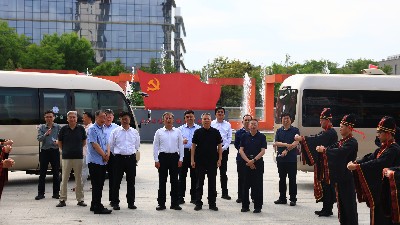 2026泰安文旅高质量发展大会走进金彩山鲁酒文化博物馆